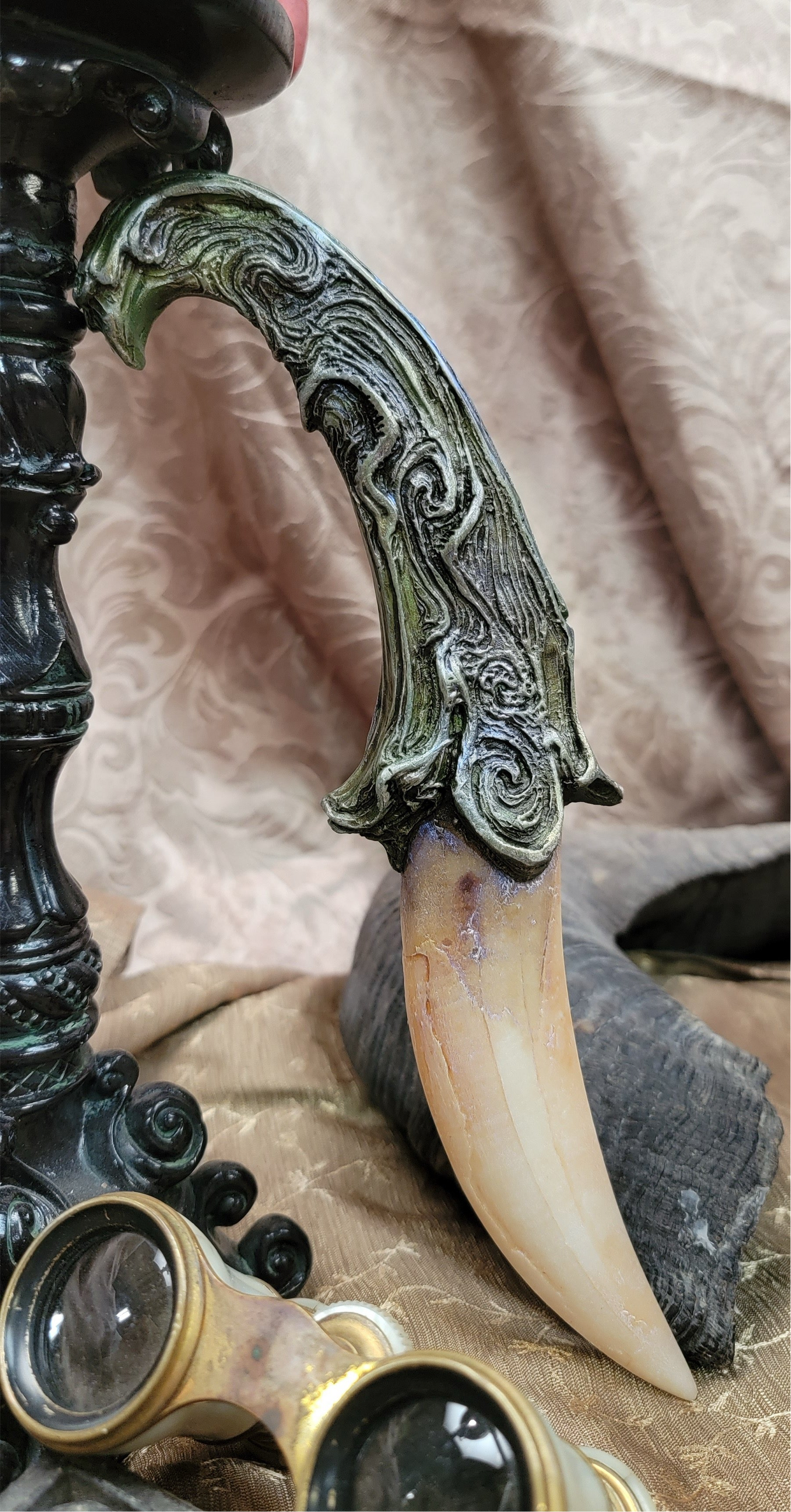 Idris Dragon Tooth Dagger