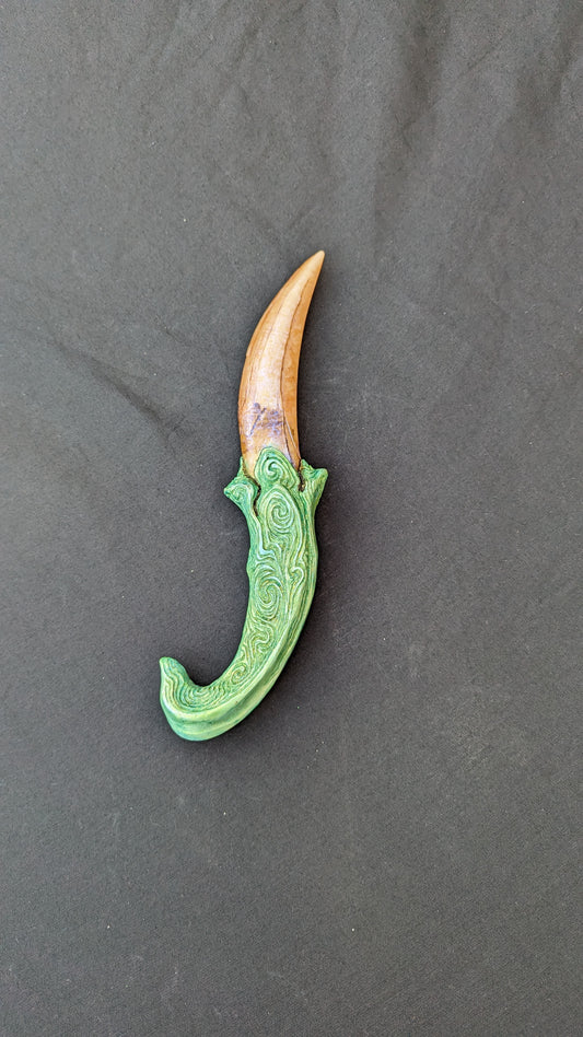 Emrys Dragon Tooth Dagger